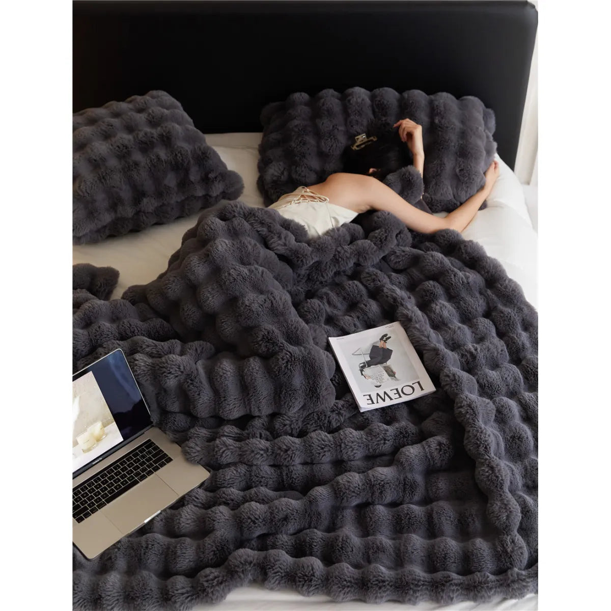 Luxuriously Soft Velvet Plush Blanket -colors